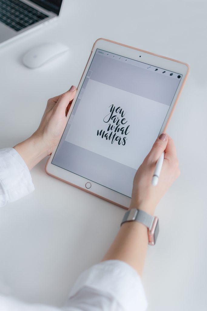 Blog traffic stuck: what’s the first thing you check when growth stalls?